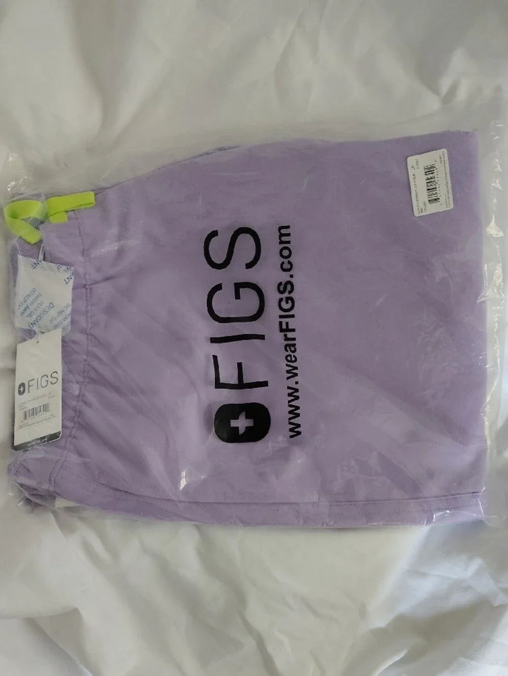 Figs Lavender Dew Large Male Pisco Scrubs. New in bag, never worn